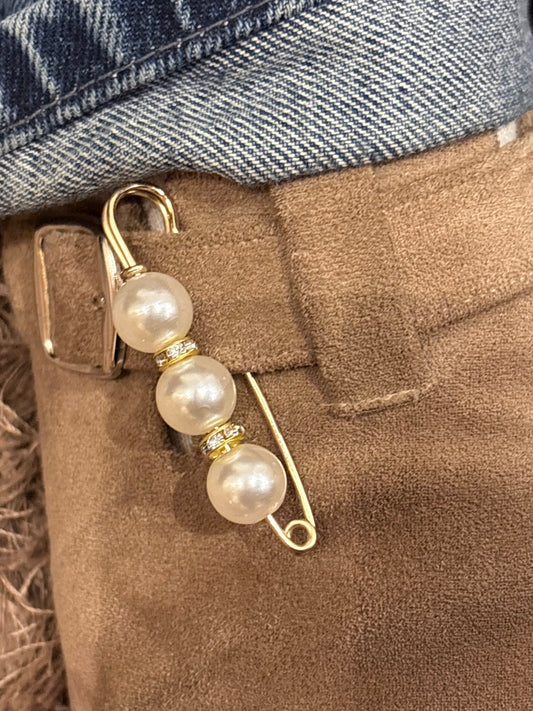 pearl pin